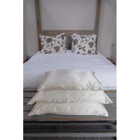 Cocoon Bedding 100 Mulberry Silk Filled Pillow With Casing In South Africa Takealot Com - Mulberry Silk Bedding Cocoon Bedding 100 Mulberry Silk Filled Pillow With Casing In South Africa Takealot Com - Mulberry Silk Bedding