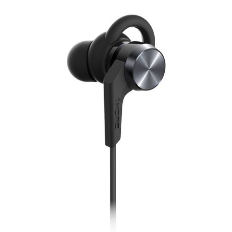 vi react headphones