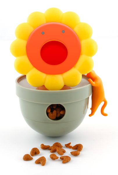 L-Chic Ca-Tumbler Cat Toy