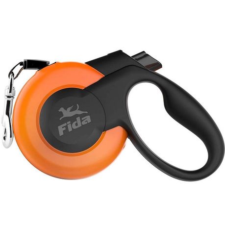 Heavy duty retractable outlet dog tie out