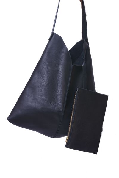 Kono Authentic V-Tote