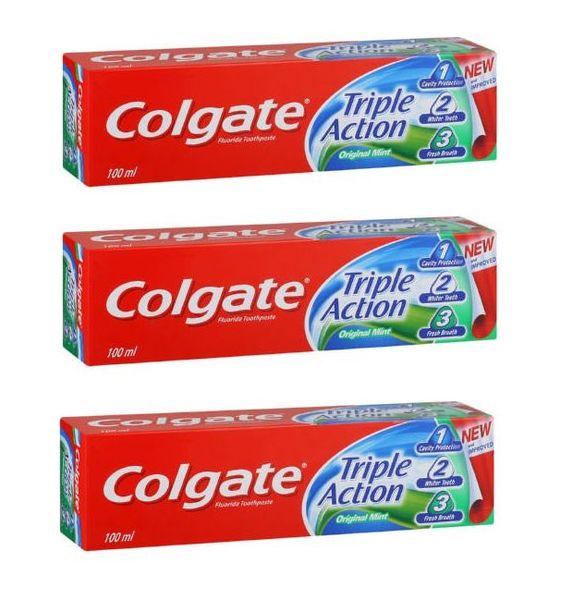 Colgate - Triple Action Original Mint Toothpaste (3 x 100ml)