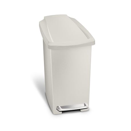 plastic pedal dustbin