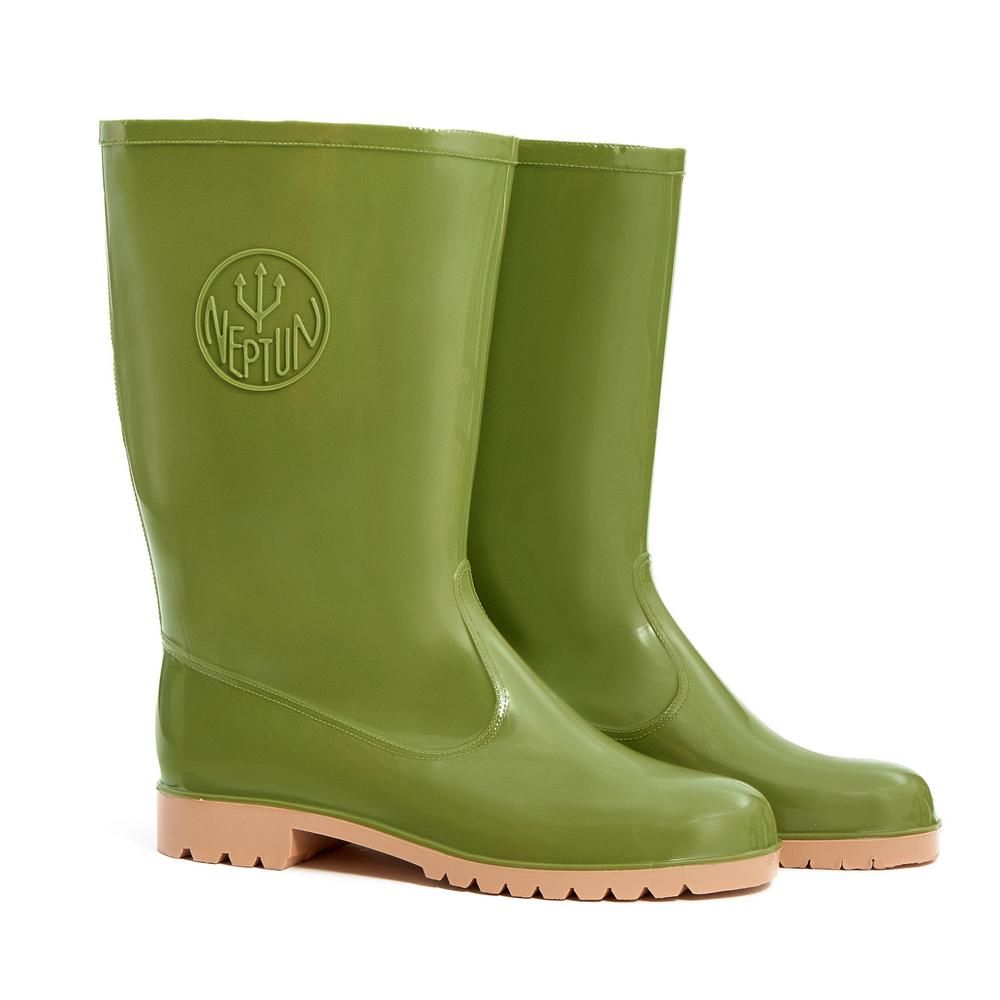 roots rain boots