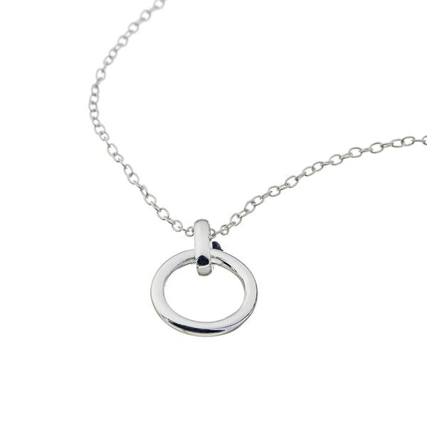 Classic Round Necklace